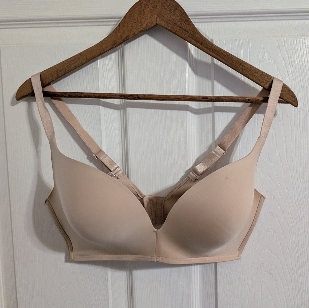 Maidenform Womens Bra Beige Size 36D Comfort Devotion Stain